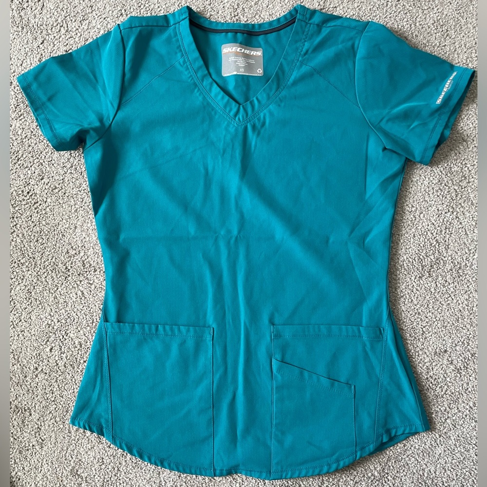 Skechers by Barco “Vitality” scrub top